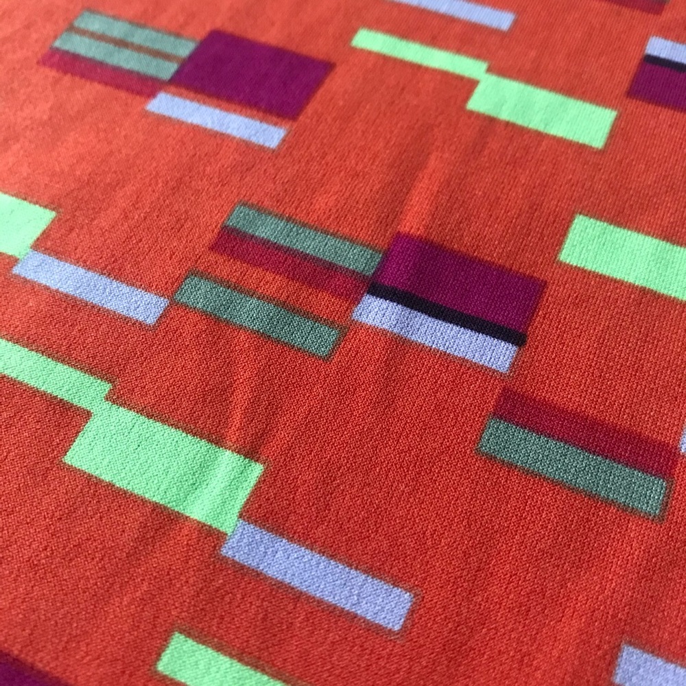 LuLaRoe XS Azure skirt- orange & rectangle pattern - Picture 13 of 13